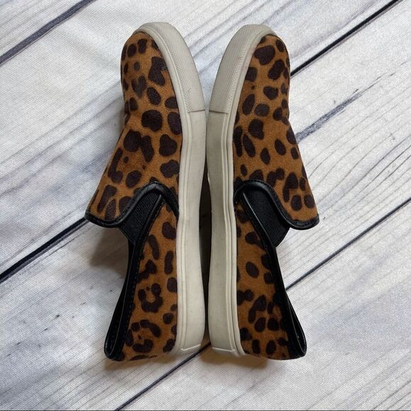 Leopard  Print Slip On Shoes Size 7.5 - Picture 4 of 8